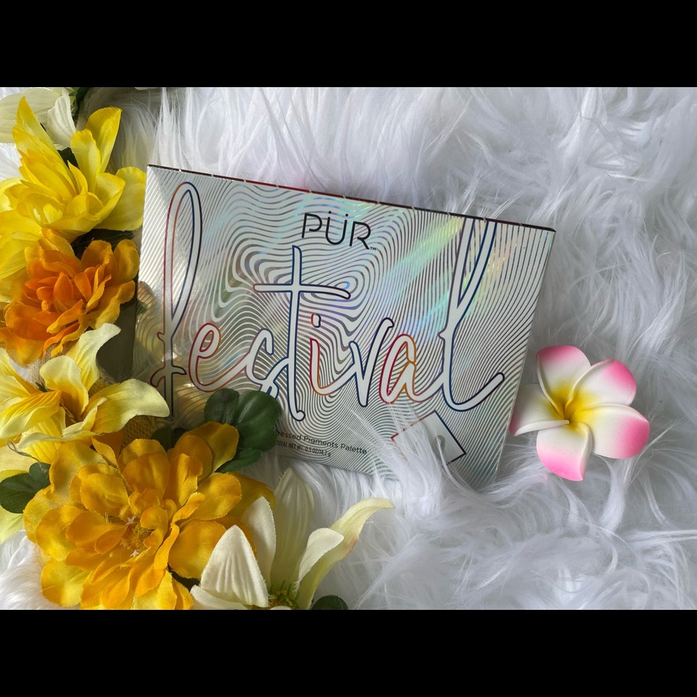 EYESHADOW PALETTE